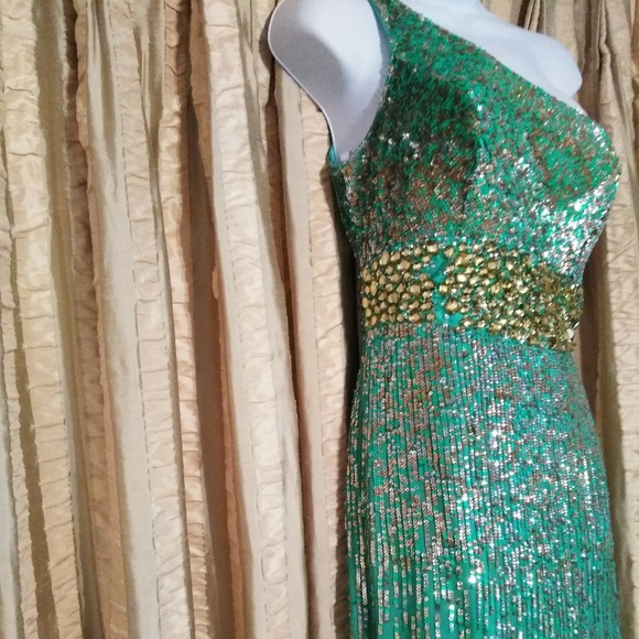 Size 8 Sherri Hill Teal Silk One-Shoulder Dress - Picture 4 of 9